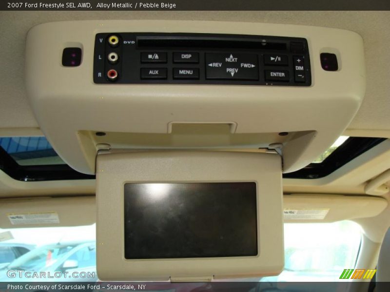 Alloy Metallic / Pebble Beige 2007 Ford Freestyle SEL AWD