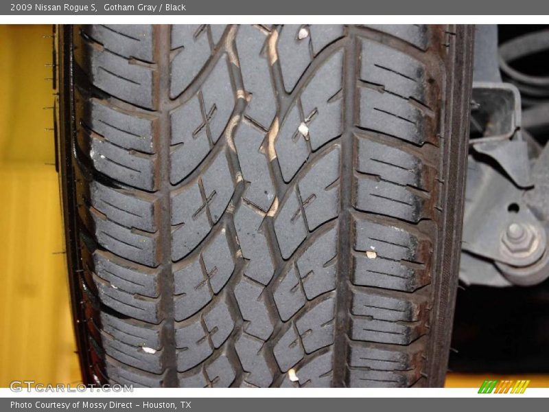 Gotham Gray / Black 2009 Nissan Rogue S