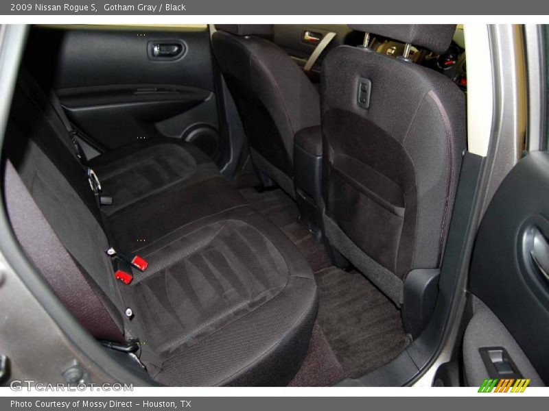 Gotham Gray / Black 2009 Nissan Rogue S
