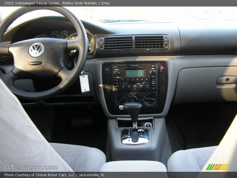 Reflex Silver Metallic / Grey 2002 Volkswagen Passat Sedan