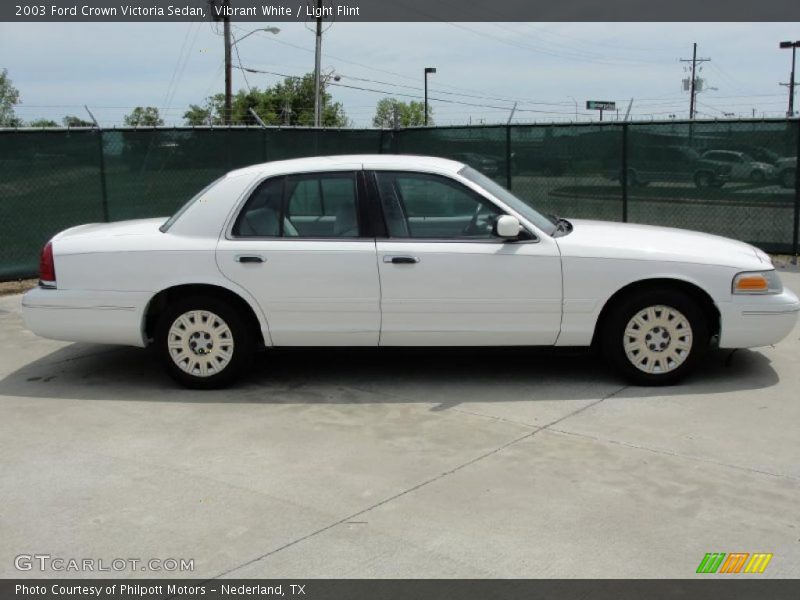 Vibrant White / Light Flint 2003 Ford Crown Victoria Sedan