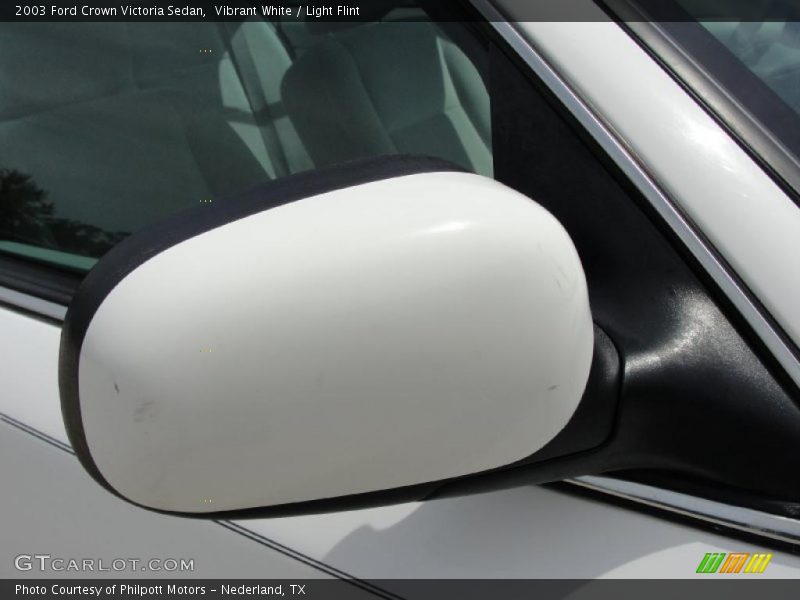 Vibrant White / Light Flint 2003 Ford Crown Victoria Sedan