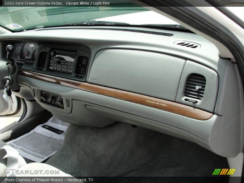 Vibrant White / Light Flint 2003 Ford Crown Victoria Sedan