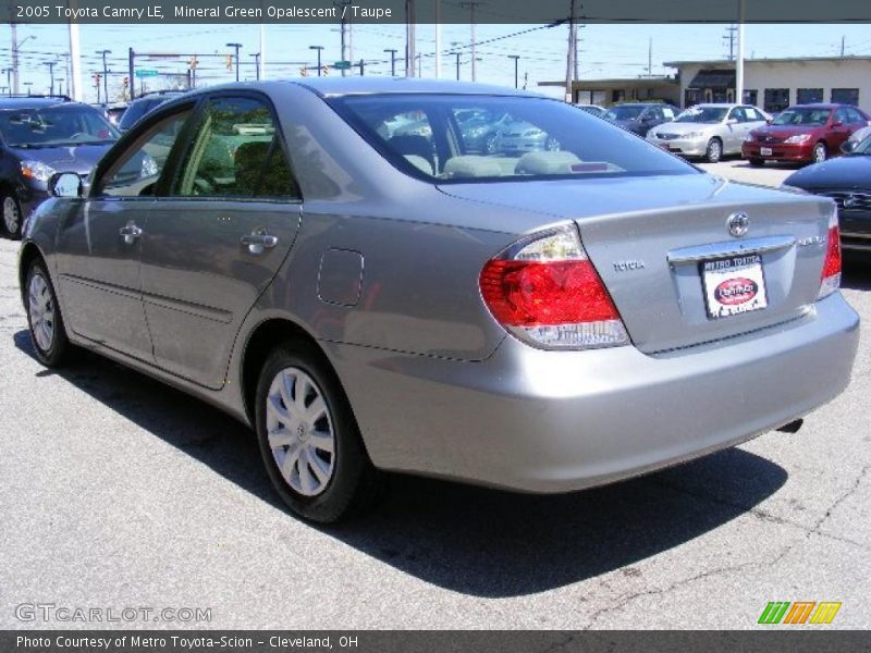 Mineral Green Opalescent / Taupe 2005 Toyota Camry LE