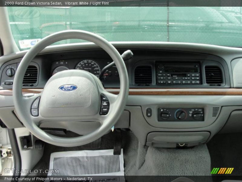 Vibrant White / Light Flint 2003 Ford Crown Victoria Sedan