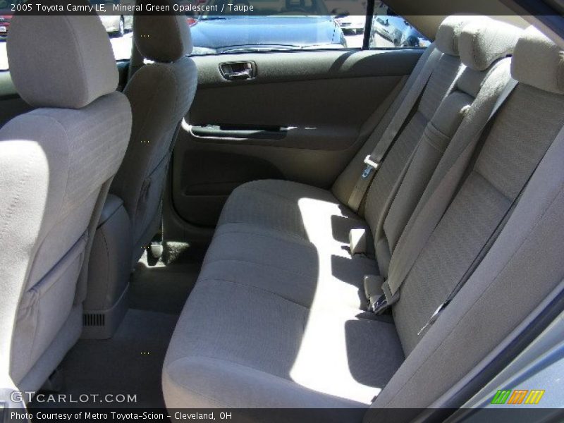Mineral Green Opalescent / Taupe 2005 Toyota Camry LE