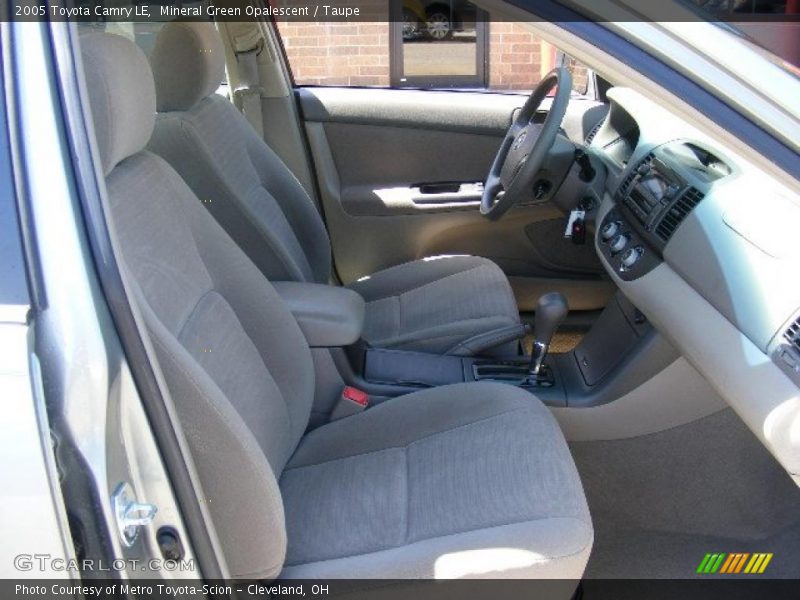 Mineral Green Opalescent / Taupe 2005 Toyota Camry LE