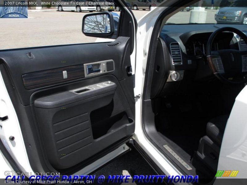 White Chocolate Tri Coat / Charcoal Black 2007 Lincoln MKX