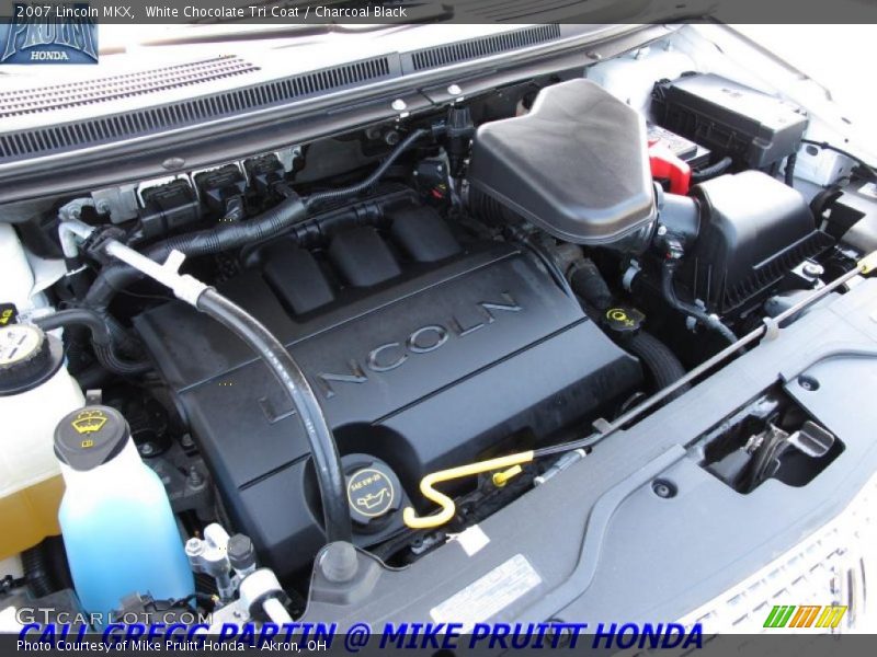 White Chocolate Tri Coat / Charcoal Black 2007 Lincoln MKX