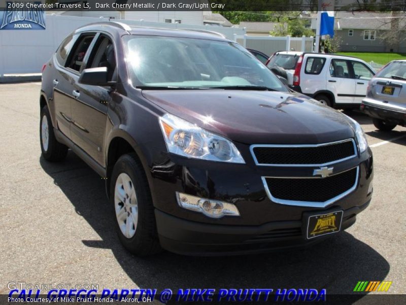 Dark Cherry Metallic / Dark Gray/Light Gray 2009 Chevrolet Traverse LS