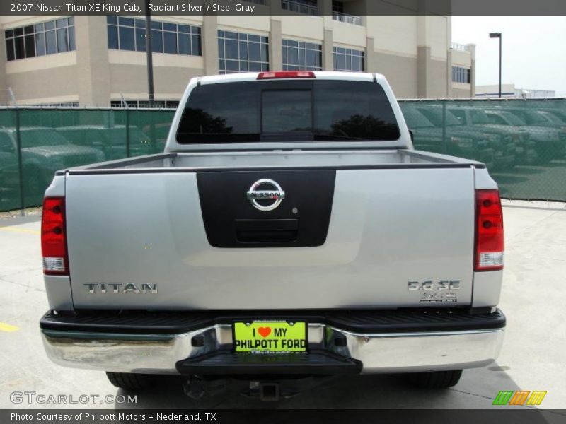 Radiant Silver / Steel Gray 2007 Nissan Titan XE King Cab