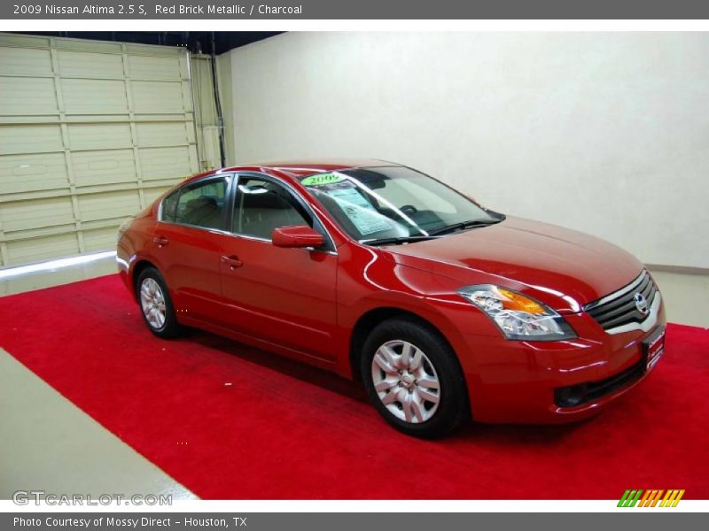 Red Brick Metallic / Charcoal 2009 Nissan Altima 2.5 S