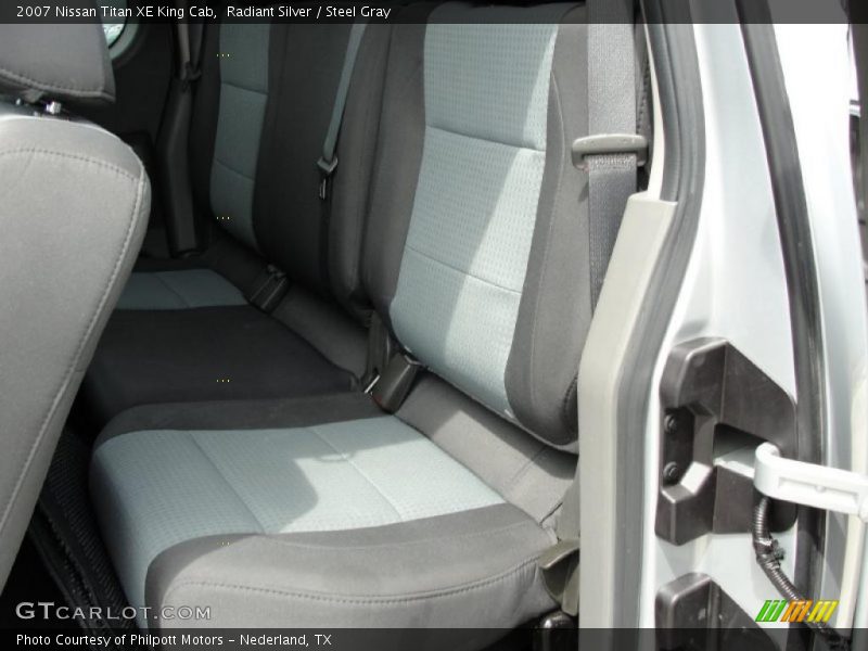 Radiant Silver / Steel Gray 2007 Nissan Titan XE King Cab
