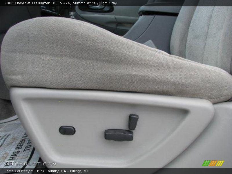 Summit White / Light Gray 2006 Chevrolet TrailBlazer EXT LS 4x4