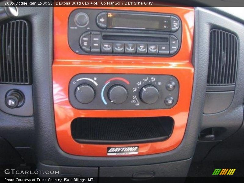 Go ManGo! / Dark Slate Gray 2005 Dodge Ram 1500 SLT Daytona Quad Cab 4x4