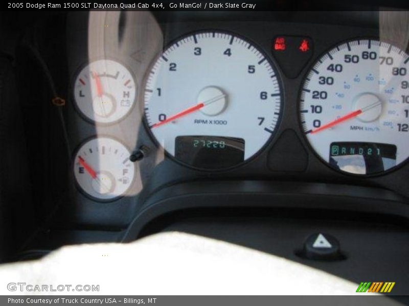 Go ManGo! / Dark Slate Gray 2005 Dodge Ram 1500 SLT Daytona Quad Cab 4x4