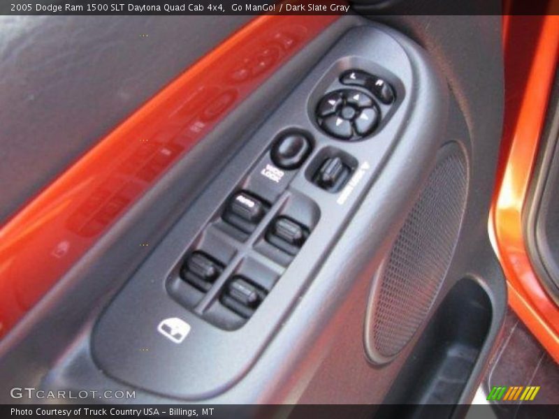 Go ManGo! / Dark Slate Gray 2005 Dodge Ram 1500 SLT Daytona Quad Cab 4x4