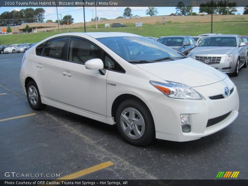 Blizzard White Pearl / Misty Gray 2010 Toyota Prius Hybrid III