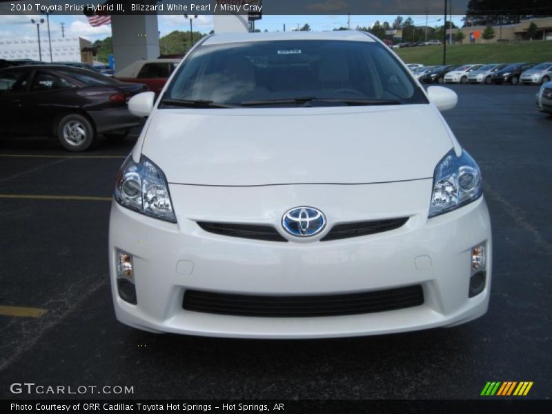 Blizzard White Pearl / Misty Gray 2010 Toyota Prius Hybrid III