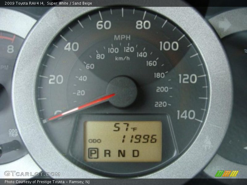 Super White / Sand Beige 2009 Toyota RAV4 I4