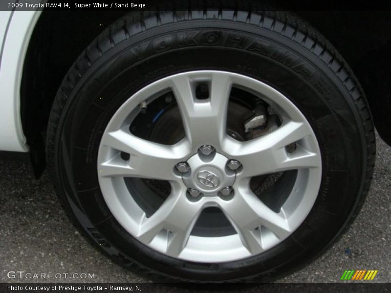 Super White / Sand Beige 2009 Toyota RAV4 I4