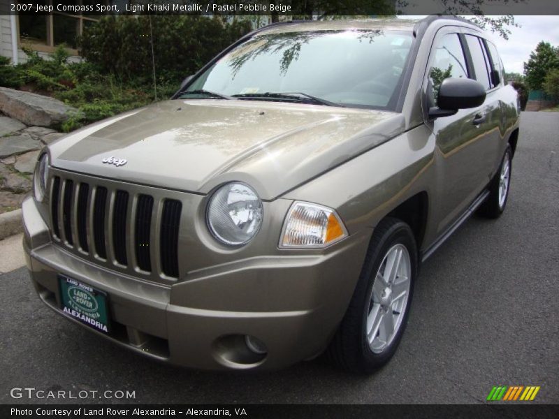 Light Khaki Metallic / Pastel Pebble Beige 2007 Jeep Compass Sport