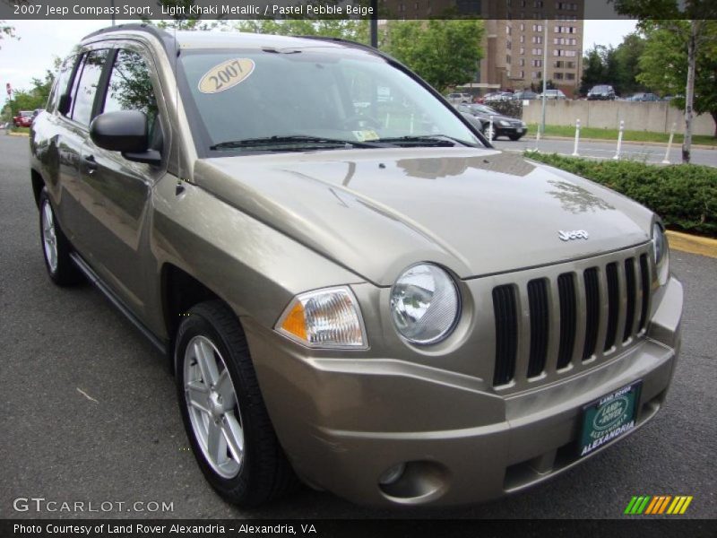 Light Khaki Metallic / Pastel Pebble Beige 2007 Jeep Compass Sport