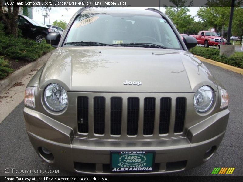 Light Khaki Metallic / Pastel Pebble Beige 2007 Jeep Compass Sport