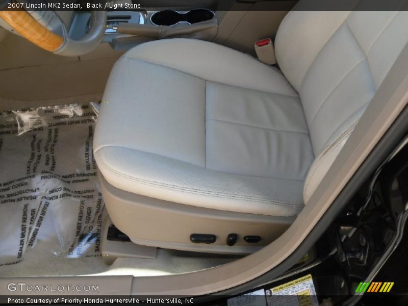 Black / Light Stone 2007 Lincoln MKZ Sedan