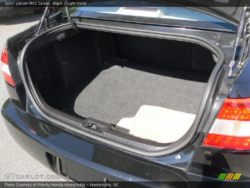 Black / Light Stone 2007 Lincoln MKZ Sedan