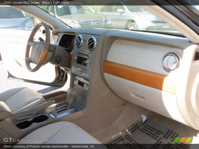 Black / Light Stone 2007 Lincoln MKZ Sedan
