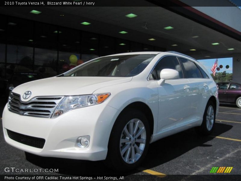 Blizzard White Pearl / Ivory 2010 Toyota Venza I4