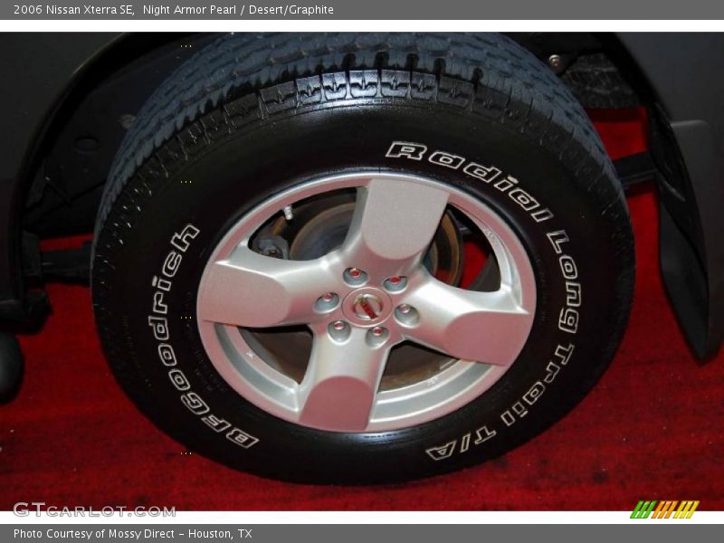 Night Armor Pearl / Desert/Graphite 2006 Nissan Xterra SE