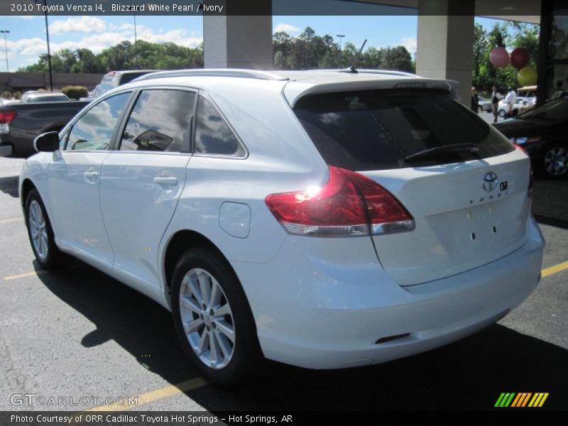 Blizzard White Pearl / Ivory 2010 Toyota Venza I4