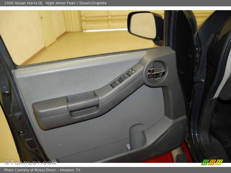 Night Armor Pearl / Desert/Graphite 2006 Nissan Xterra SE
