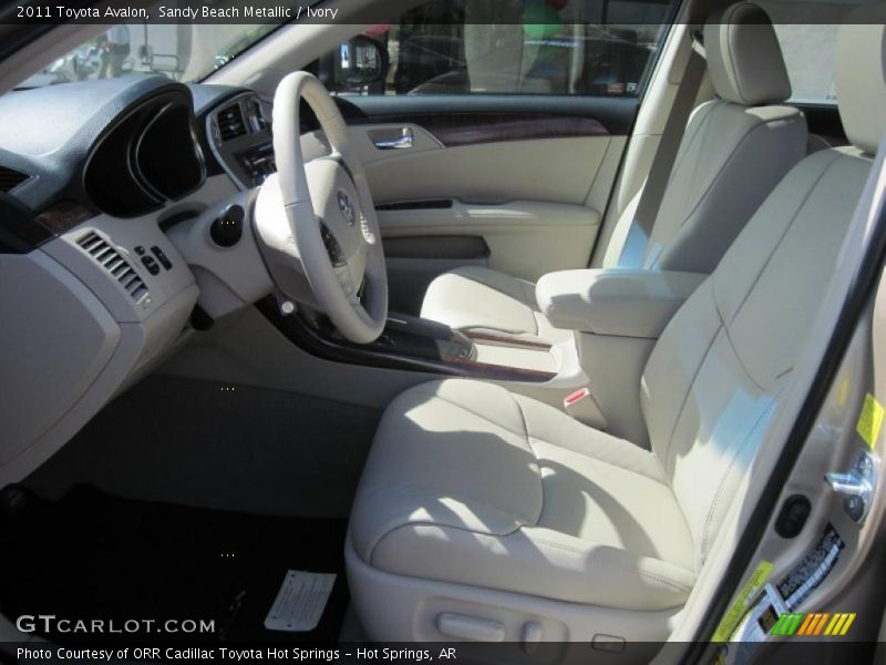 Sandy Beach Metallic / Ivory 2011 Toyota Avalon
