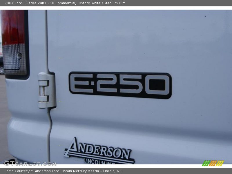Oxford White / Medium Flint 2004 Ford E Series Van E250 Commercial