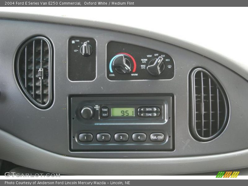 Oxford White / Medium Flint 2004 Ford E Series Van E250 Commercial