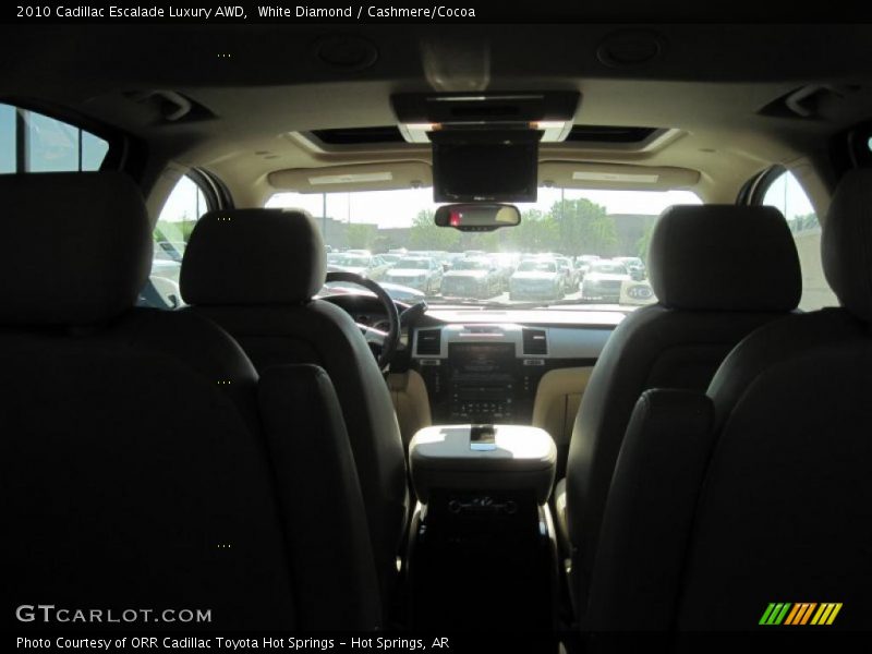 White Diamond / Cashmere/Cocoa 2010 Cadillac Escalade Luxury AWD