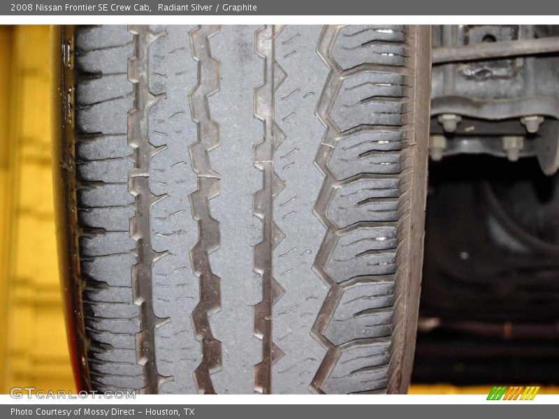 Radiant Silver / Graphite 2008 Nissan Frontier SE Crew Cab