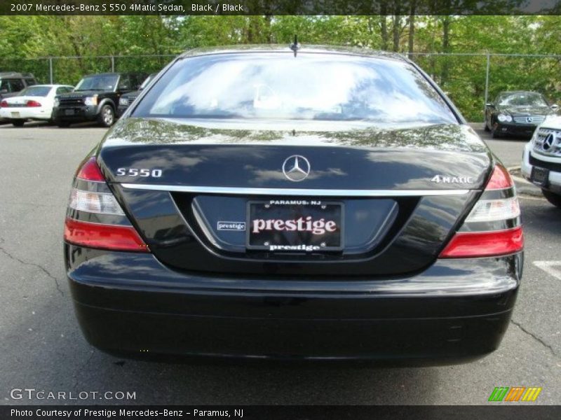 Black / Black 2007 Mercedes-Benz S 550 4Matic Sedan