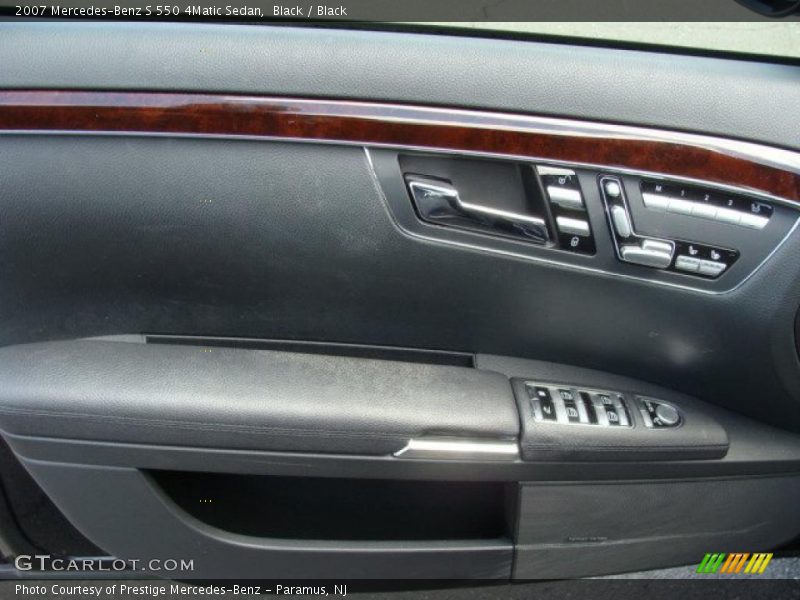 Black / Black 2007 Mercedes-Benz S 550 4Matic Sedan