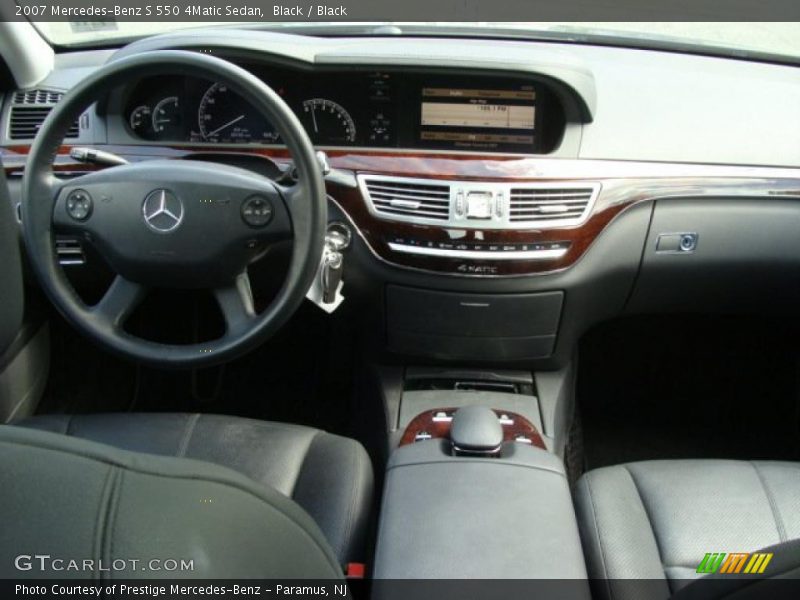 Black / Black 2007 Mercedes-Benz S 550 4Matic Sedan