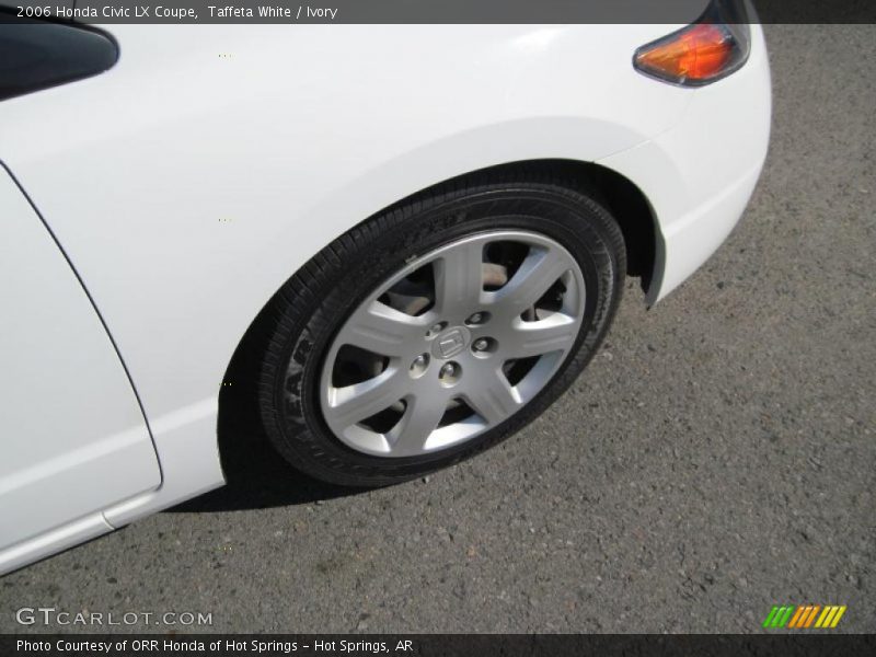 Taffeta White / Ivory 2006 Honda Civic LX Coupe