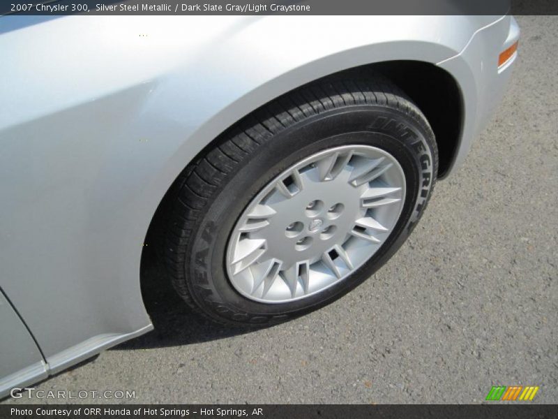 Silver Steel Metallic / Dark Slate Gray/Light Graystone 2007 Chrysler 300