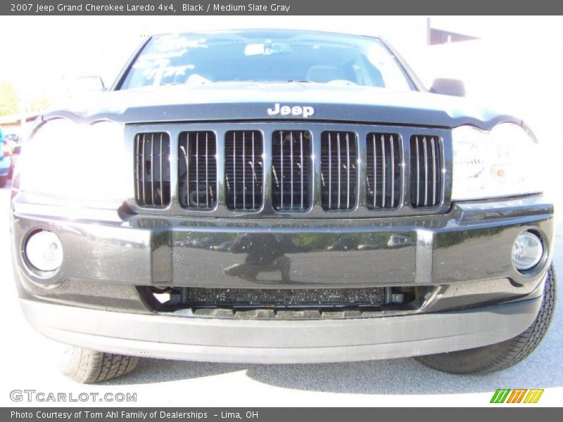 Black / Medium Slate Gray 2007 Jeep Grand Cherokee Laredo 4x4