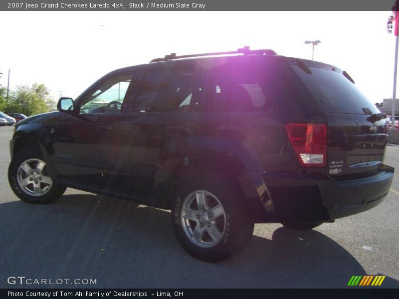 Black / Medium Slate Gray 2007 Jeep Grand Cherokee Laredo 4x4