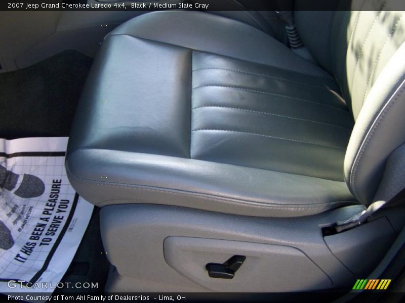 Black / Medium Slate Gray 2007 Jeep Grand Cherokee Laredo 4x4