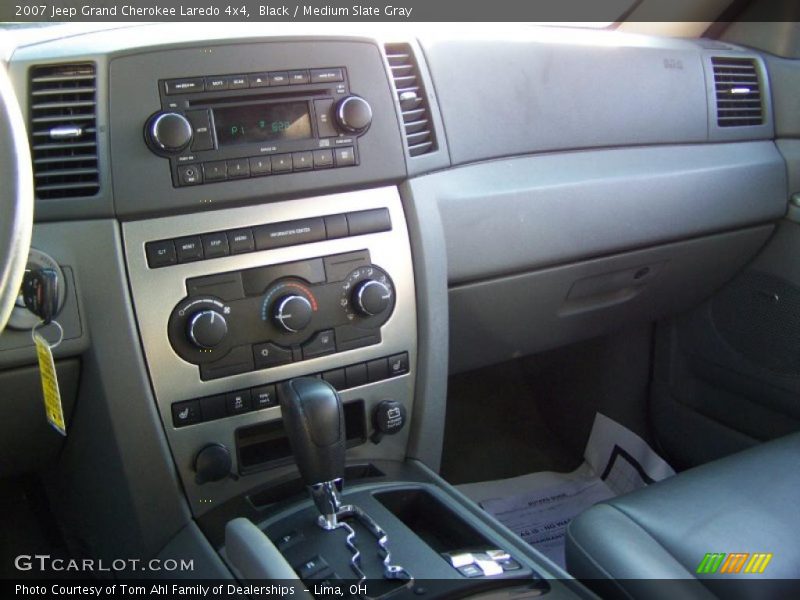 Black / Medium Slate Gray 2007 Jeep Grand Cherokee Laredo 4x4