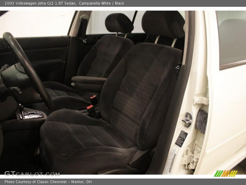 Campanella White / Black 2003 Volkswagen Jetta GLS 1.8T Sedan